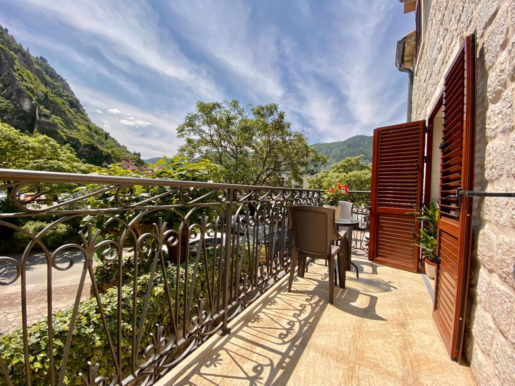 Fiumera Kotor Apartment Exterior foto
