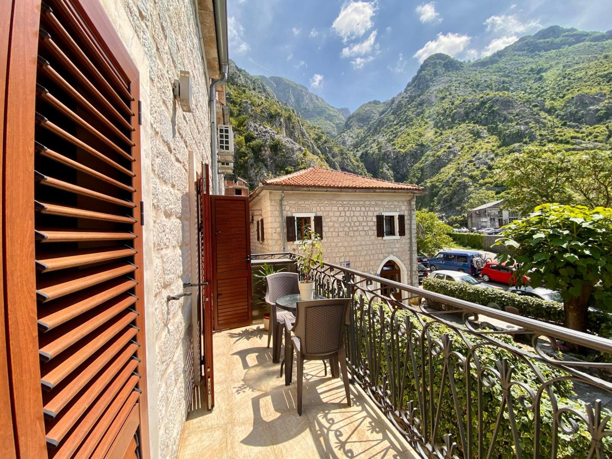 Fiumera Kotor Apartment Exterior foto